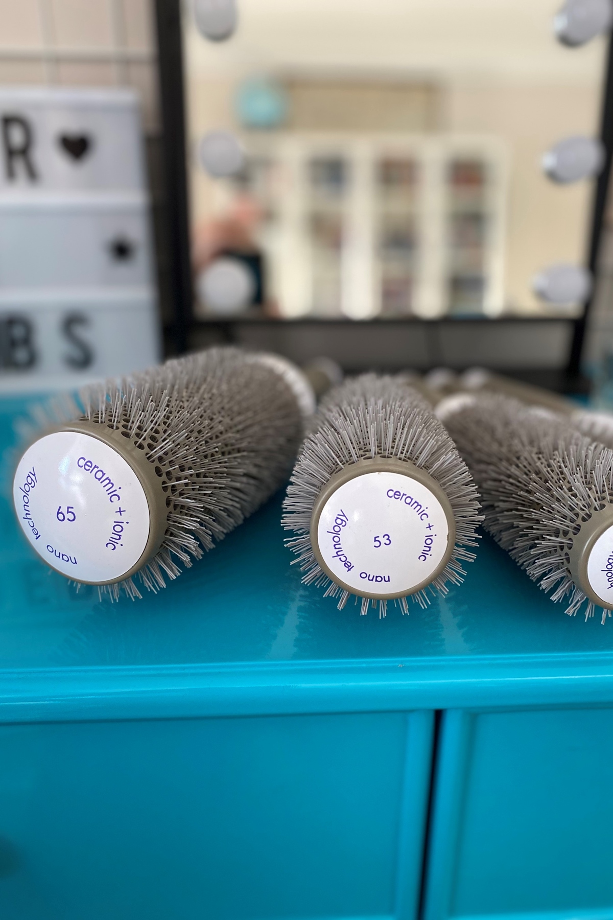 32 mm - Lom1312 Extra Uzun Gövde Salon Tipi Nano Teknoloji Seramik + Iyonik Termal Fön Saç Fırçası